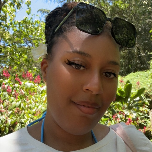 Meet your Posher, Shardonai - Picture 1 of 1